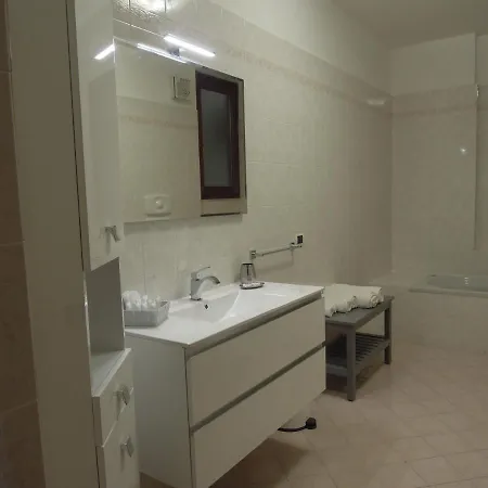 Daire Casa Di Ro' Taranto